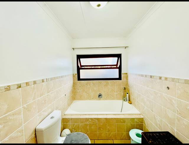 3 BEDROOM HOUSE FOR SALE IN KYALAMI HILLS